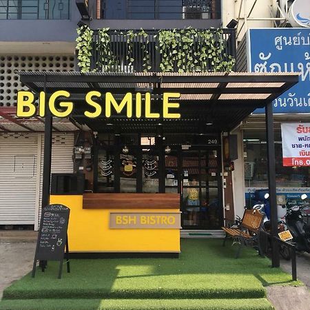 Hotel Big Smile Bangkok Esterno foto