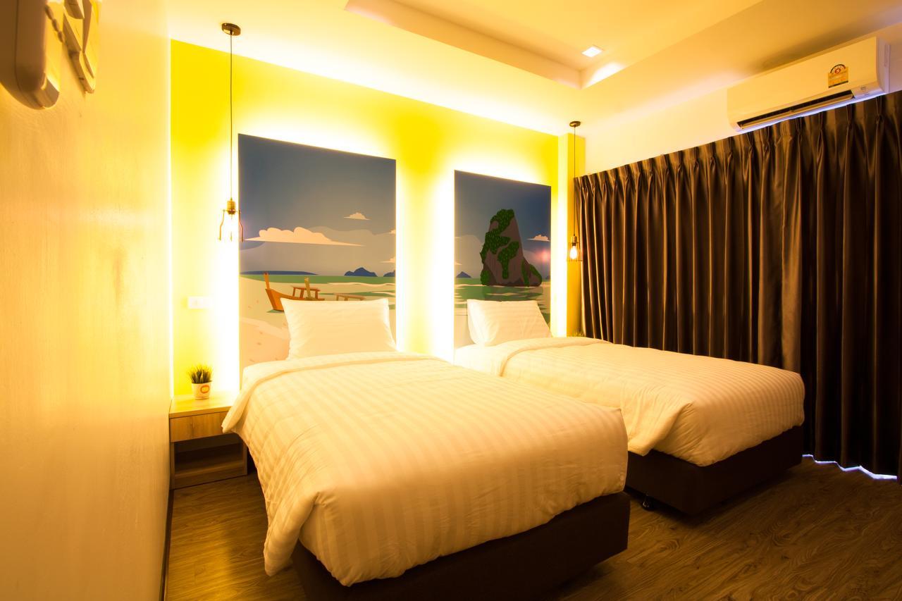 Hotel Big Smile Bangkok Esterno foto